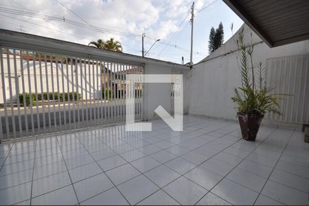 Casa à venda com 420m², 4 quartos e 8 vagasGaragem descoberta