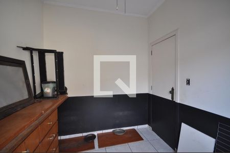 Casa à venda com 420m², 4 quartos e 8 vagasQuarto de Serviço