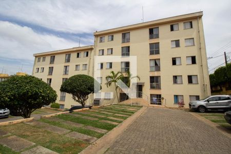 Apartamento à venda com 67m², 2 quartos e 1 vaga Apartamento à venda com 67m², 2 quartos e 1 vagaFachada do bloco