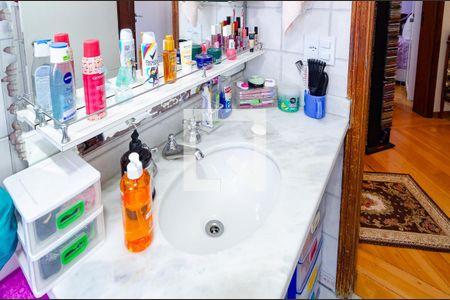 Apartamento à venda com 79m², 3 quartos e 3 vagas Apartamento à venda com 79m², 3 quartos e 3 vagasBanheiro Social