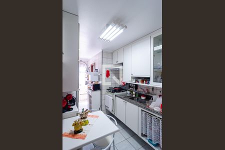 Apartamento à venda com 79m², 3 quartos e 3 vagas Apartamento à venda com 79m², 3 quartos e 3 vagasCozinha