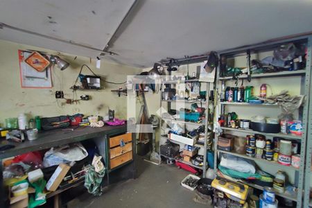 Casa à venda com 174m², 4 quartos e 6 vagasQuarto de Serviço