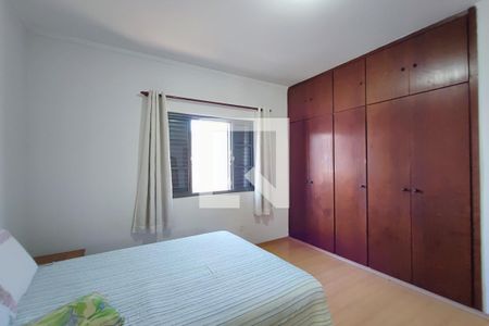 Casa à venda com 174m², 4 quartos e 6 vagasQuarto Suíte