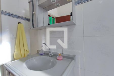 Casa à venda com 174m², 4 quartos e 6 vagasBanheiro Social