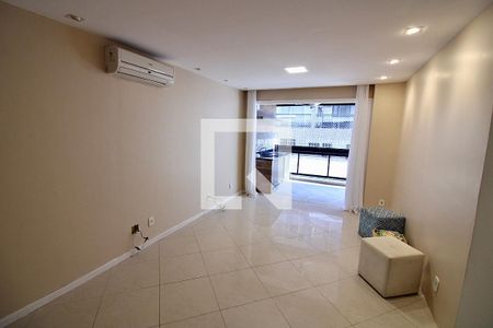 Sala de apartamento para alugar com 3 quartos, 89m² em Recreio dos Bandeirantes, Rio de Janeiro