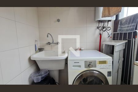 Apartamento à venda com 101m², 3 quartos e 2 vagas Apartamento à venda com 101m², 3 quartos e 2 vagasÁrea de Serviço