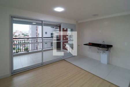 Sala/Cozinha de apartamento para alugar com 3 quartos, 72m² em Vila Nair, São Paulo