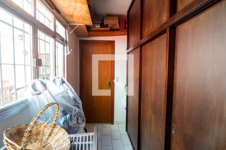 Casa à venda com 147m², 3 quartos e 2 vagas Casa à venda com 147m², 3 quartos e 2 vagasQuarto de Serviço