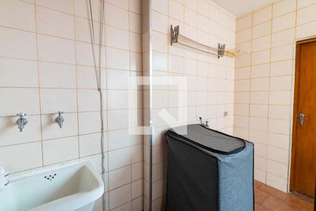 Casa à venda com 147m², 3 quartos e 2 vagas Casa à venda com 147m², 3 quartos e 2 vagasÁrea de Serviço