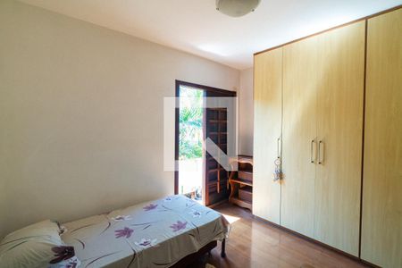 Casa à venda com 147m², 3 quartos e 2 vagas Casa à venda com 147m², 3 quartos e 2 vagasQuarto 2