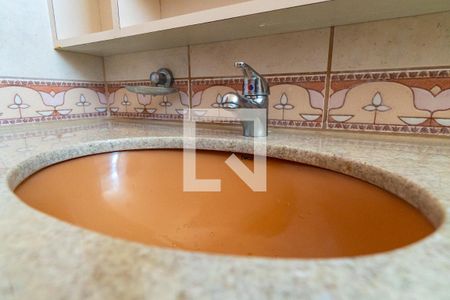 Casa à venda com 147m², 3 quartos e 2 vagas Casa à venda com 147m², 3 quartos e 2 vagasBanheiro Social