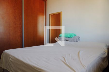 Casa à venda com 325m², 3 quartos e 2 vagasQuarto 2