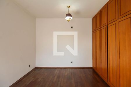 Casa à venda com 354m², 3 quartos e 2 vagasSuíte 3