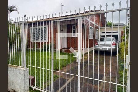 Casa à venda com 110m², 4 quartos e 1 vagaFachada