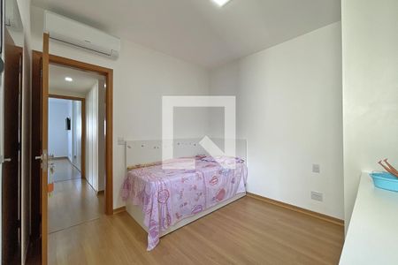 Apartamento à venda com 105m², 3 quartos e 2 vagas Apartamento à venda com 105m², 3 quartos e 2 vagasQuarto