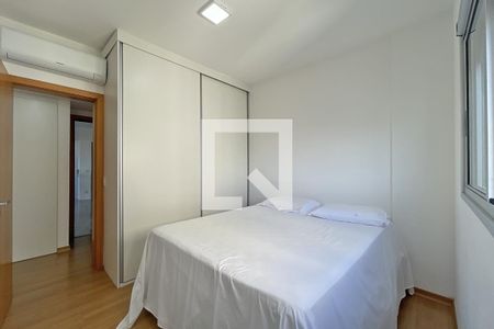 Apartamento à venda com 105m², 3 quartos e 2 vagas Apartamento à venda com 105m², 3 quartos e 2 vagasQuarto
