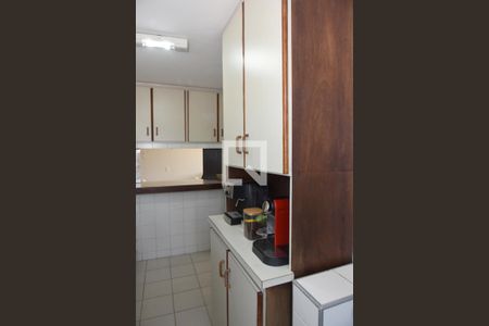 Apartamento à venda com 57m², 2 quartos e 1 vagaCozinha
