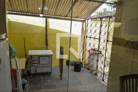 Casa à venda com 125m², 3 quartos e 2 vagas Casa à venda com 125m², 3 quartos e 2 vagasCozinha