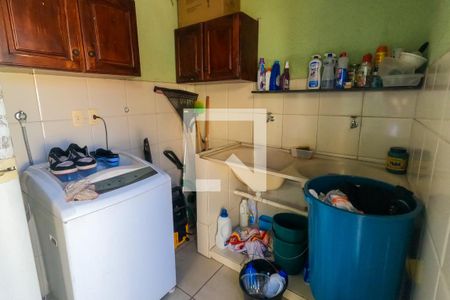 Casa à venda com 360m², 2 quartos e 1 vaga Casa à venda com 360m², 2 quartos e 1 vagaLavanderia