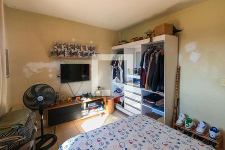 Casa à venda com 360m², 2 quartos e 1 vaga Casa à venda com 360m², 2 quartos e 1 vagaQuarto 1