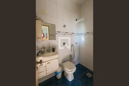 Casa à venda com 360m², 2 quartos e 1 vaga Casa à venda com 360m², 2 quartos e 1 vagaBanheiro