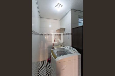 Casa à venda com 90m², 2 quartos e 2 vagas Casa à venda com 90m², 2 quartos e 2 vagasÁrea de Serviço
