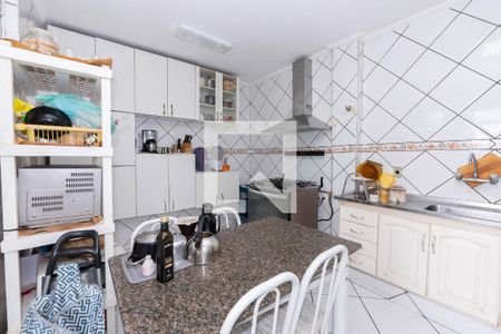 Apartamento à venda com 172m², 4 quartos e 2 vagasCozinha