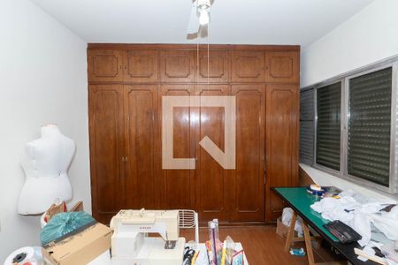 Apartamento à venda com 172m², 4 quartos e 2 vagasQuarto 2