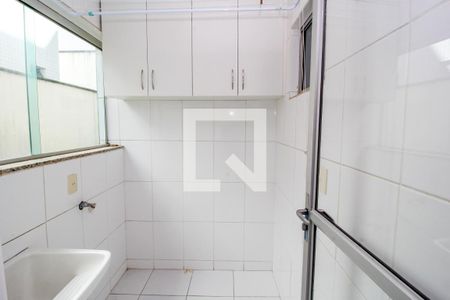 Apartamento à venda com 98m², 3 quartos e 2 vagas Apartamento à venda com 98m², 3 quartos e 2 vagasArea de Serviço