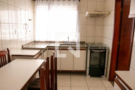 Apartamento à venda com 71m², 2 quartos e 2 vagasCozinha