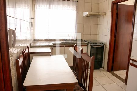 Apartamento à venda com 71m², 2 quartos e 2 vagasCozinha