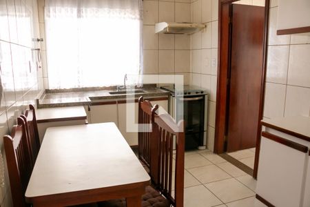 Apartamento à venda com 71m², 2 quartos e 2 vagasCozinha