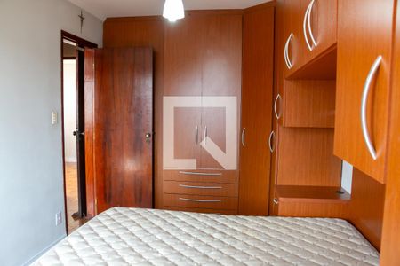 Apartamento à venda com 71m², 2 quartos e 2 vagasQuarto 2