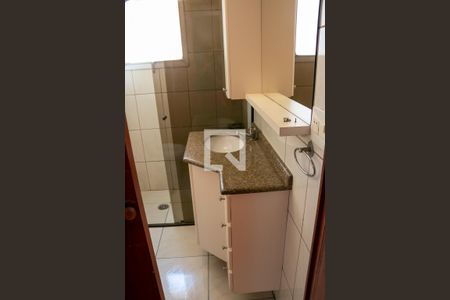 Apartamento à venda com 71m², 2 quartos e 2 vagasBanheiro 1