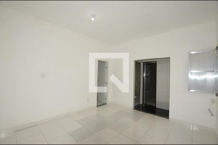 Sala de apartamento para alugar com 2 quartos, 50m² em Madureira, Rio de Janeiro