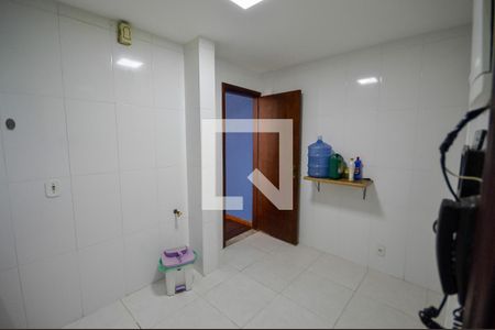 Apartamento à venda com 80m², 2 quartos e sem vaga Apartamento à venda com 80m², 2 quartos e sem vagaCozinha