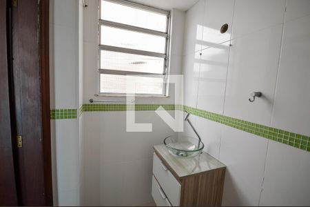 Apartamento à venda com 80m², 2 quartos e sem vaga Apartamento à venda com 80m², 2 quartos e sem vagaBanheiro da Suíte