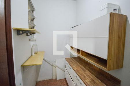 Apartamento à venda com 80m², 2 quartos e sem vaga Apartamento à venda com 80m², 2 quartos e sem vagaQuarto de Serviço