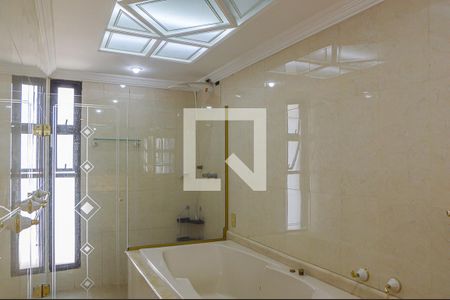 Apartamento à venda com 326m², 3 quartos e 3 vagas Apartamento à venda com 326m², 3 quartos e 3 vagasBanheiro da Suíte