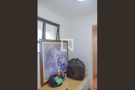 Apartamento à venda com 326m², 3 quartos e 3 vagas Apartamento à venda com 326m², 3 quartos e 3 vagasQuarto de Serviço