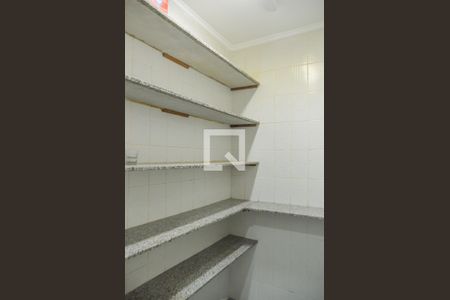 Apartamento à venda com 326m², 3 quartos e 3 vagas Apartamento à venda com 326m², 3 quartos e 3 vagasDespensa