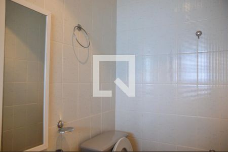 Apartamento à venda com 326m², 3 quartos e 3 vagas Apartamento à venda com 326m², 3 quartos e 3 vagasBanheiro de serviço