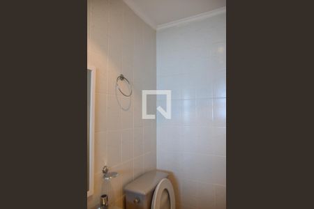 Apartamento à venda com 326m², 3 quartos e 3 vagas Apartamento à venda com 326m², 3 quartos e 3 vagasBanheiro de serviço