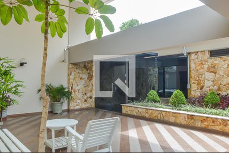 Apartamento à venda com 326m², 3 quartos e 3 vagas Apartamento à venda com 326m², 3 quartos e 3 vagasÁrea comum