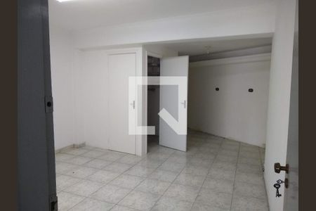 Casa à venda com 200m², 1 quarto e sem vaga