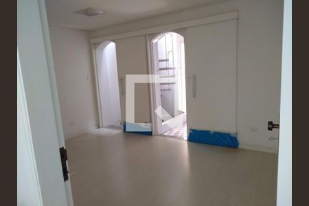 Casa à venda com 200m², 1 quarto e sem vaga
