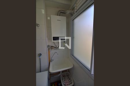 Apartamento à venda com 44m², 2 quartos e 1 vaga Apartamento à venda com 44m², 2 quartos e 1 vagaÁrea de Serviço