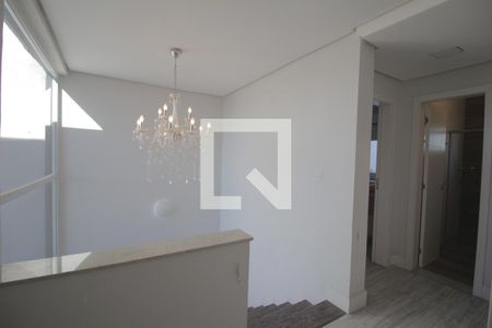 Casa de condomínio para alugar com 138m², 3 quartos e 4 vagasCorredor