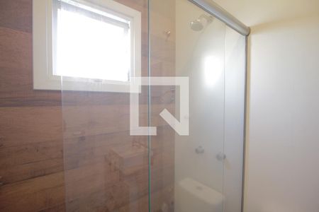 Casa de condomínio para alugar com 138m², 3 quartos e 4 vagasBanheiro