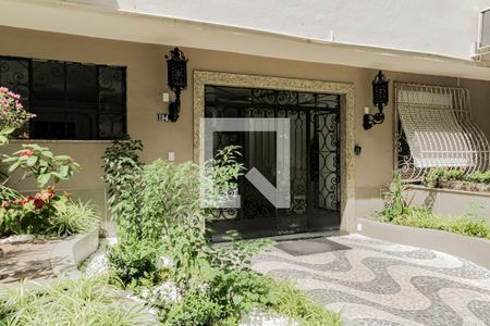 Apartamento à venda com 81m², 3 quartos e sem vaga Apartamento à venda com 81m², 3 quartos e sem vagaEntrada